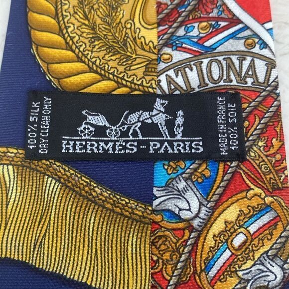 Vintage Hermes “Scarf” Tie 100% Silk Rare - Picture 6 of 8